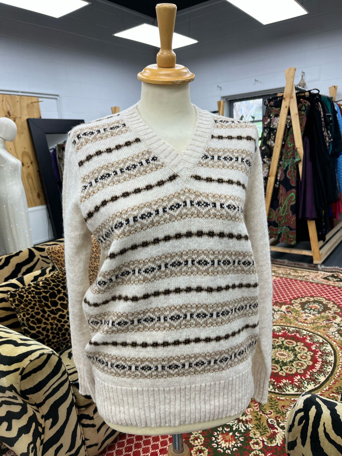 Shetland 70s V Neck Wool Jumper