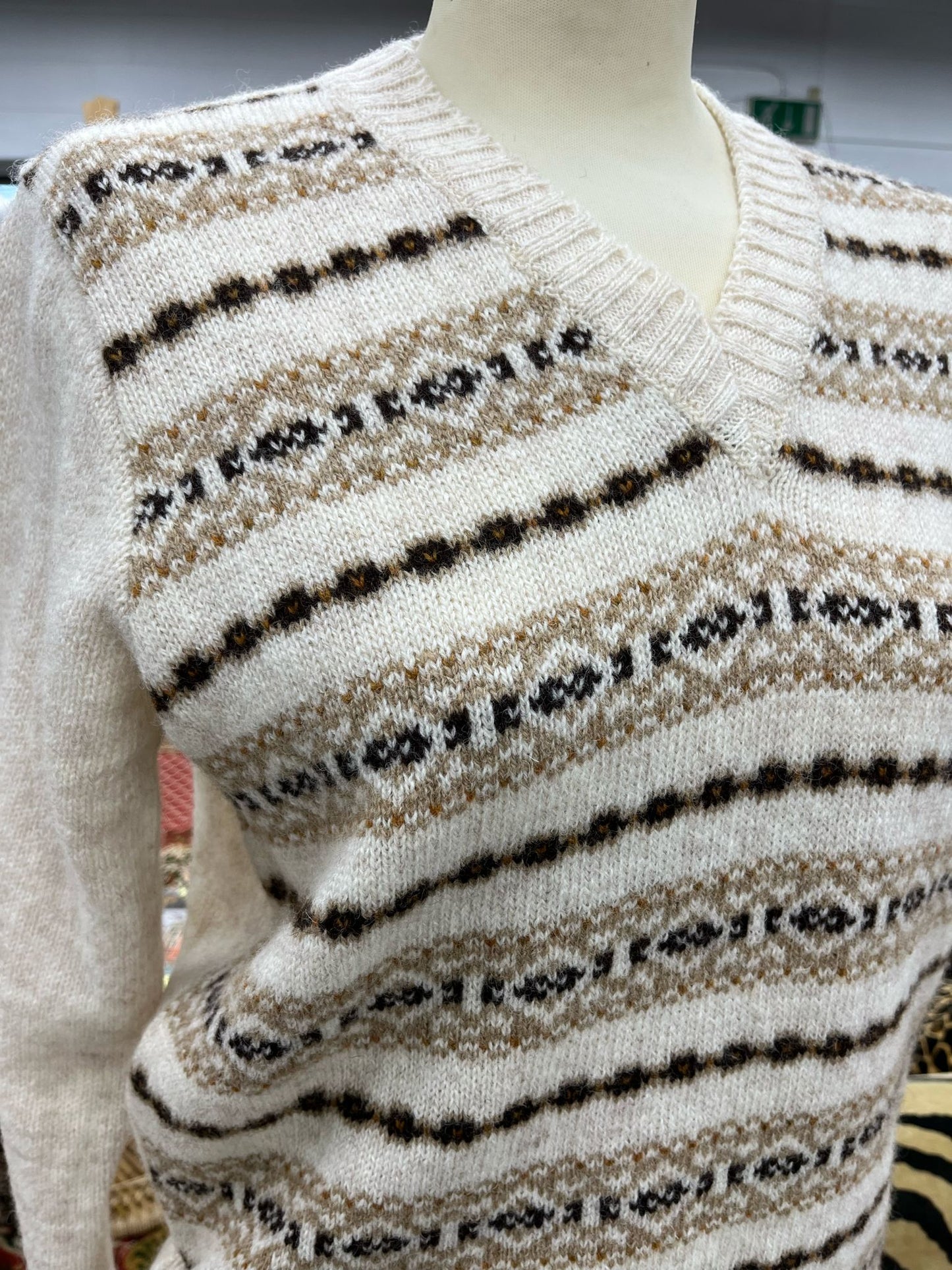 Shetland 70s V Neck Wool Jumper