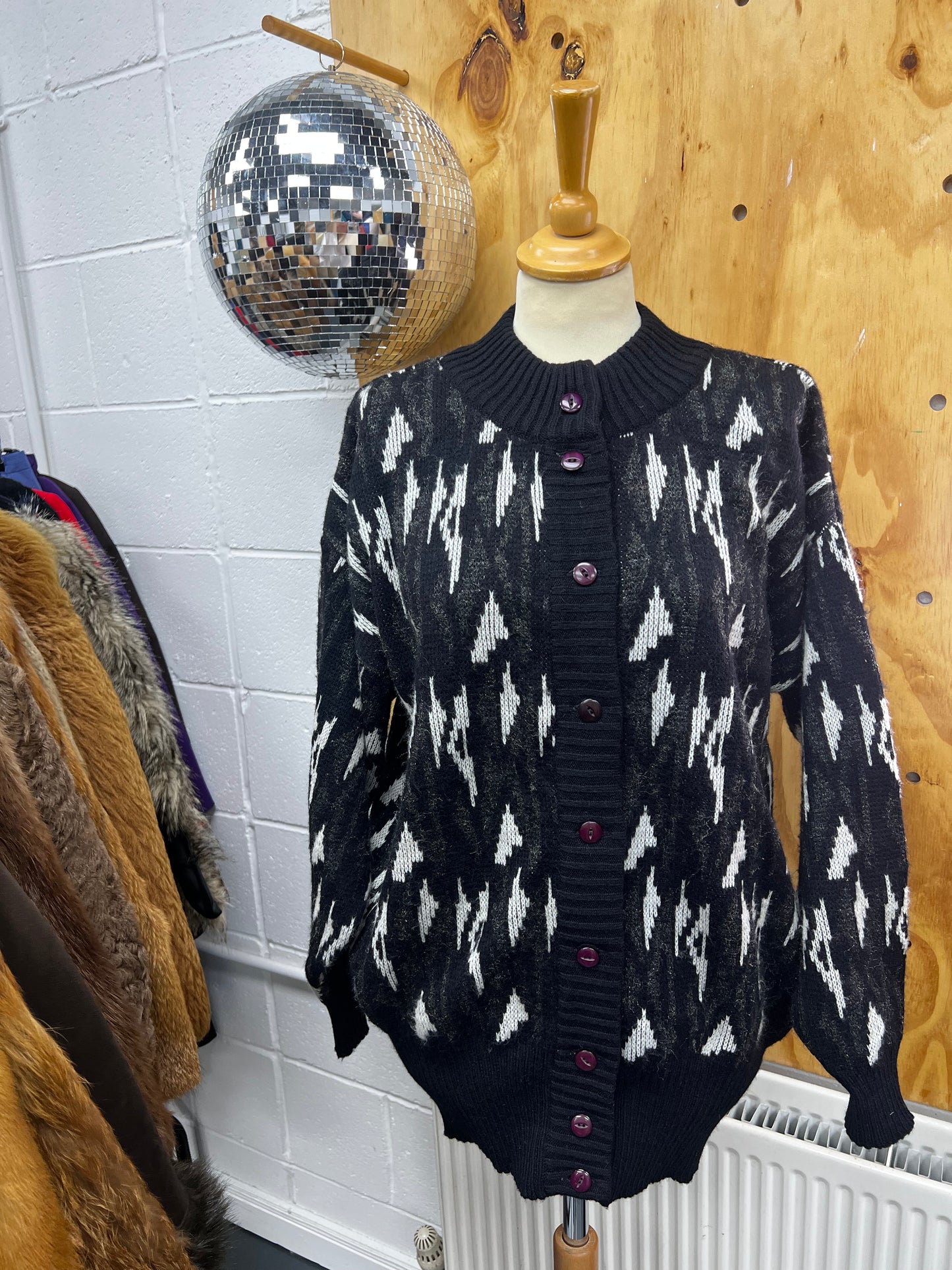 Nova Moda 80s Cardigan
