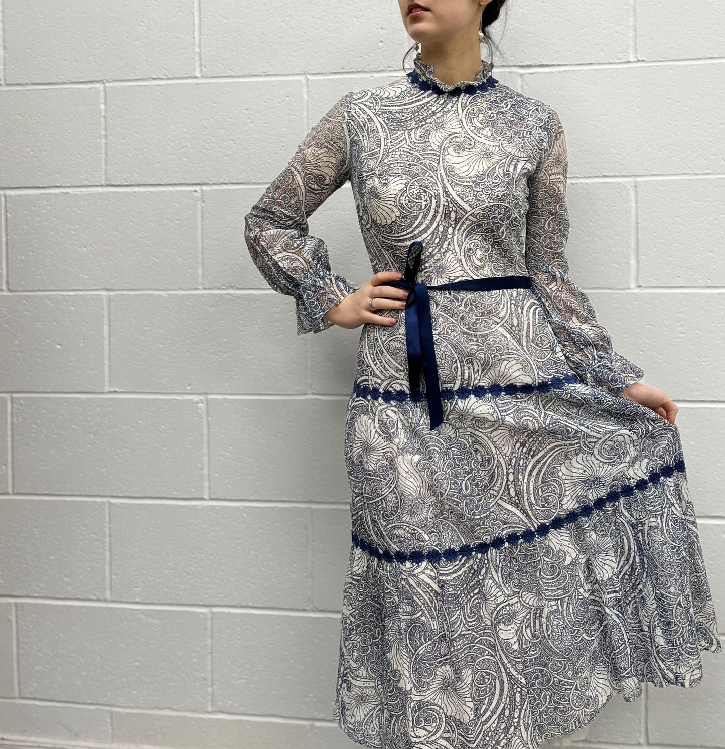 Lace, Tiered Midi Dress